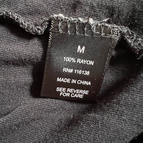 Bundle Sale Coachella deep black cropped cap sleeve - Picture 7 of 9